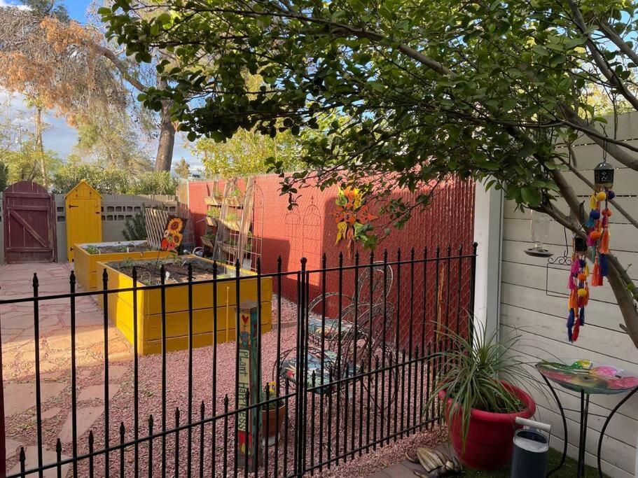 Encanto Cactus Flower Casita Феникс Экстерьер фото